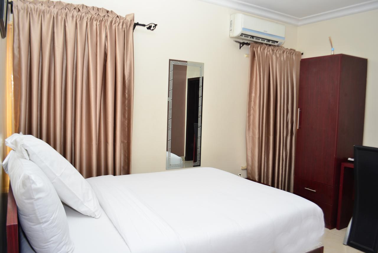 De Rigg Place - Alaka Estate, Surulere Lagos Luaran gambar