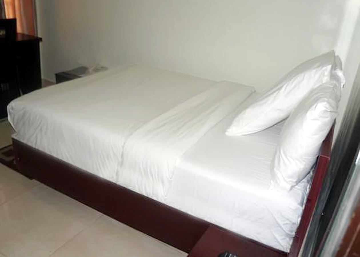 De Rigg Place - Alaka Estate, Surulere Lagos Luaran gambar