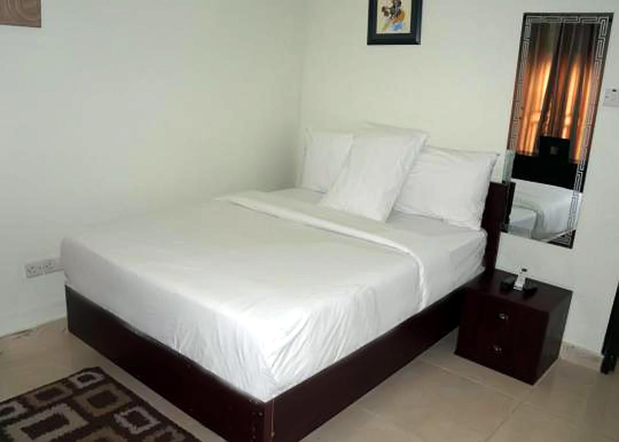 De Rigg Place - Alaka Estate, Surulere Lagos Luaran gambar